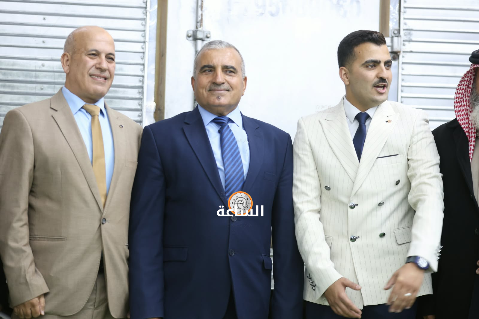 Madar Al-Saa Images 0.0010033121068624418