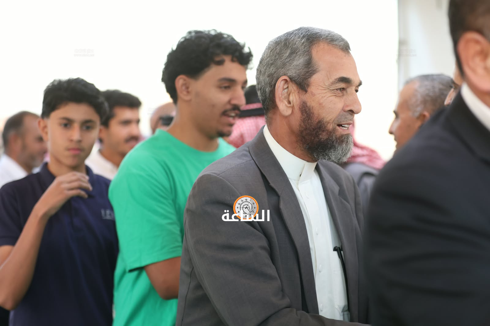 Madar Al-Saa Images 0.5846250911546272