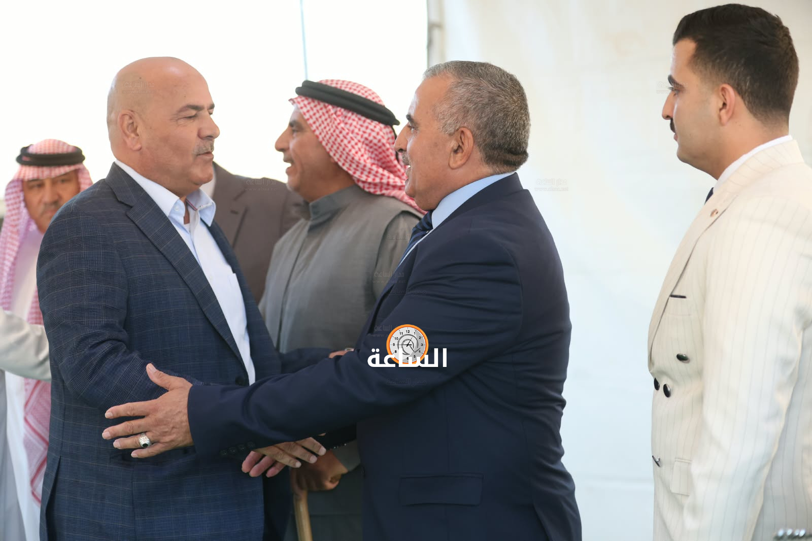 Madar Al-Saa Images 0.8830760802962105