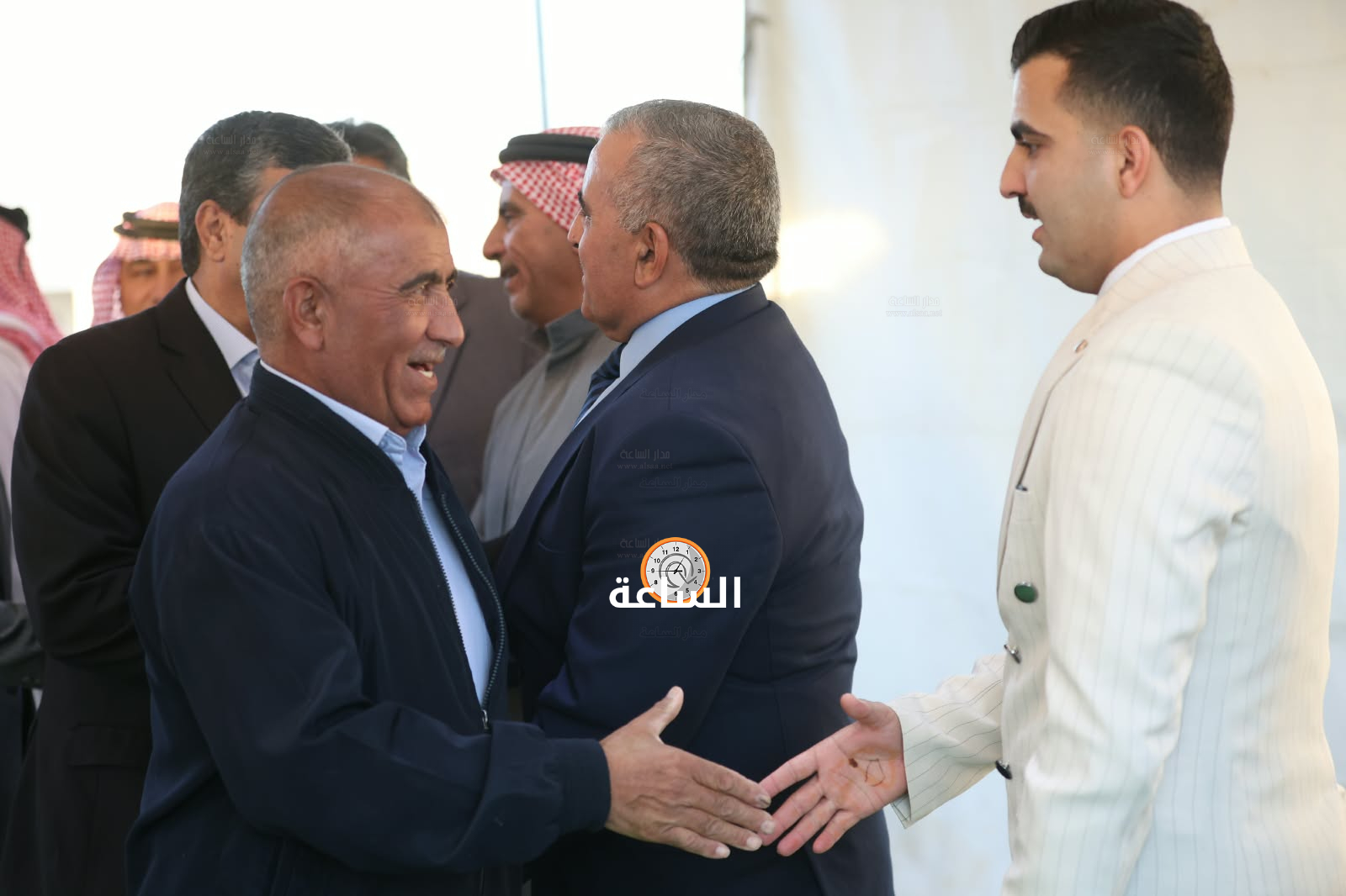Madar Al-Saa Images 0.7213678815364829