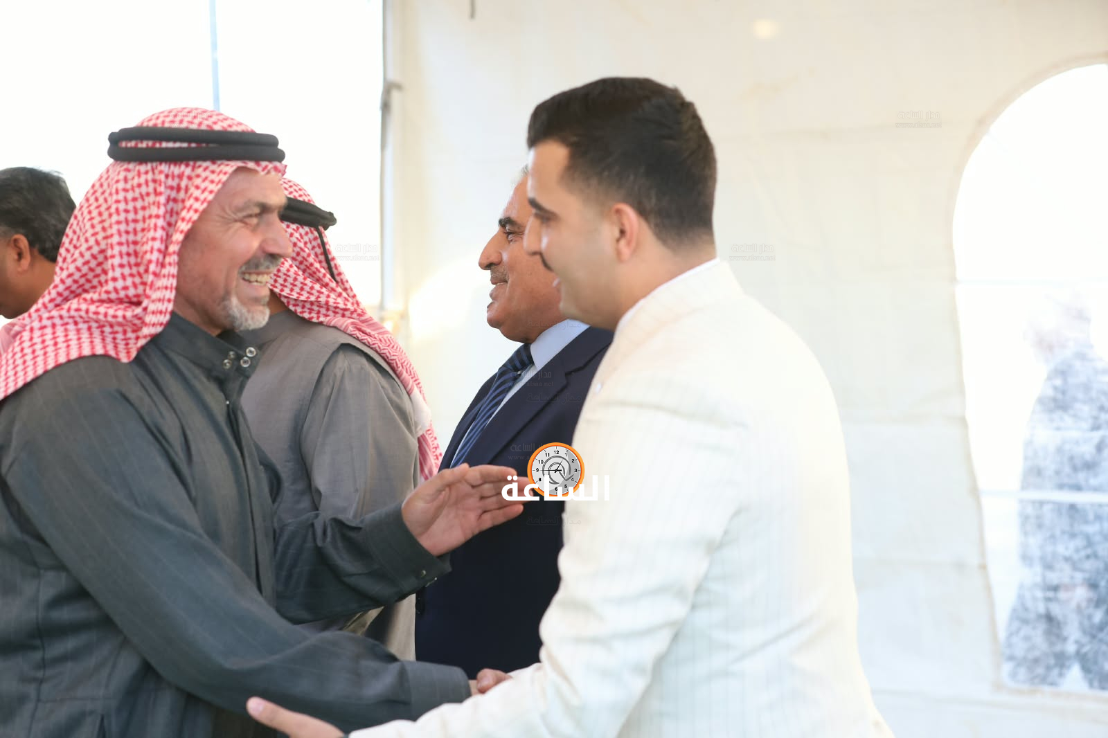 Madar Al-Saa Images 0.8779727407165623