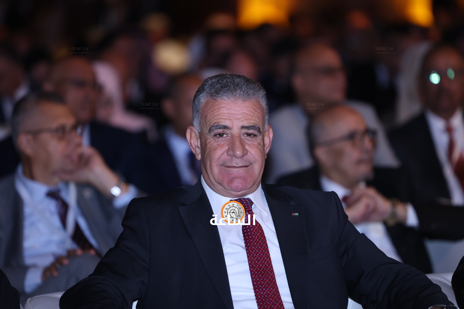 Madar Al-Saa Images 0.48452047779386886