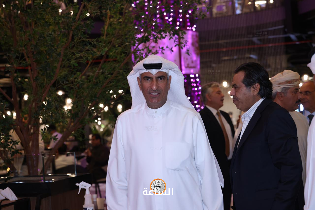 Madar Al-Saa Images 0.017527277350959825