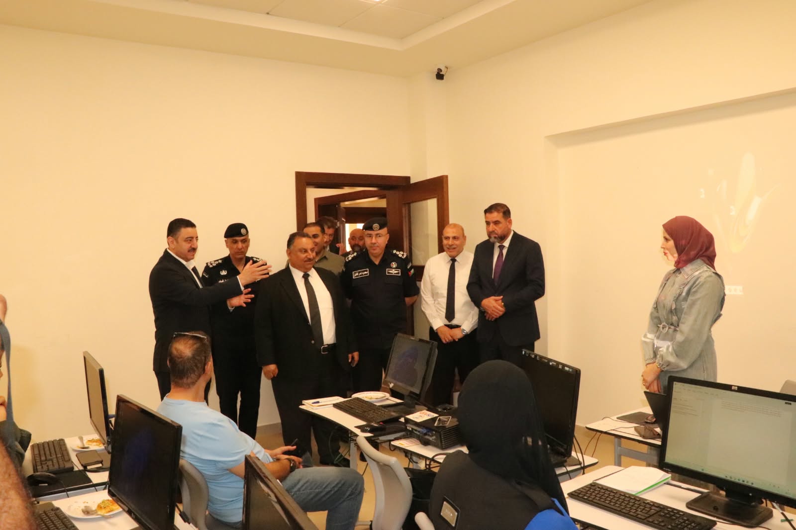 Madar Al-Saa Images 0.9488743056608306