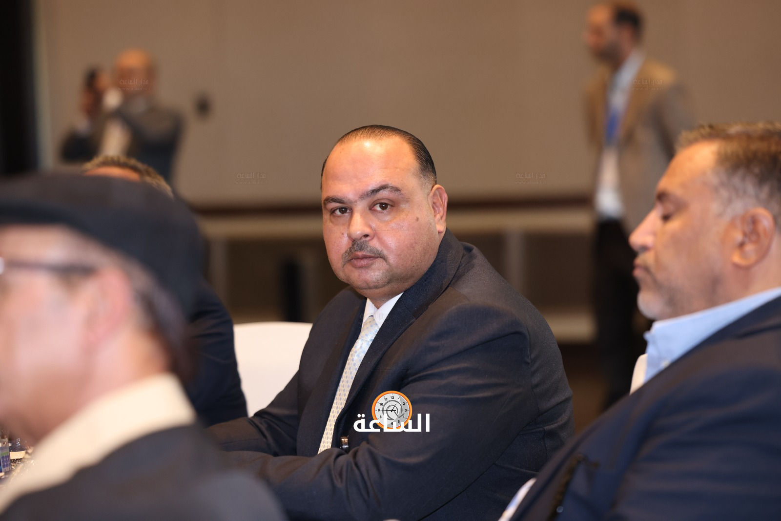 Madar Al-Saa Images 0.4875914467272169