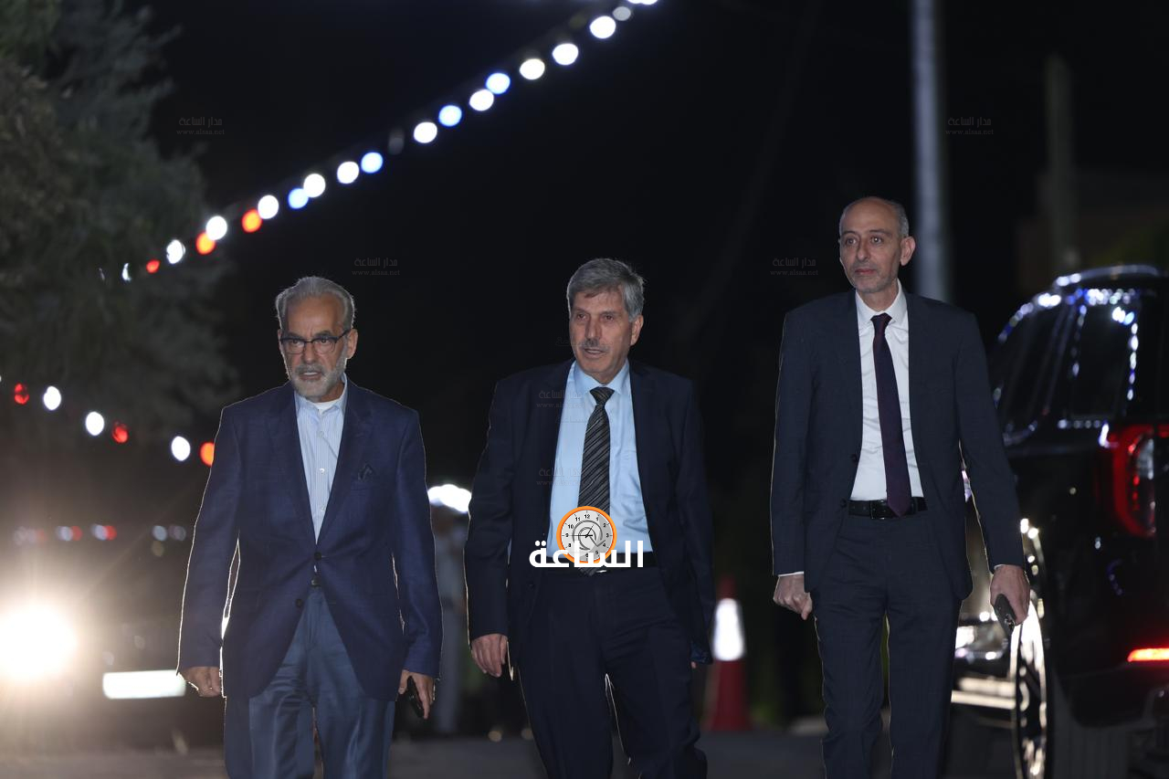 Madar Al-Saa Images 0.7931305282992065