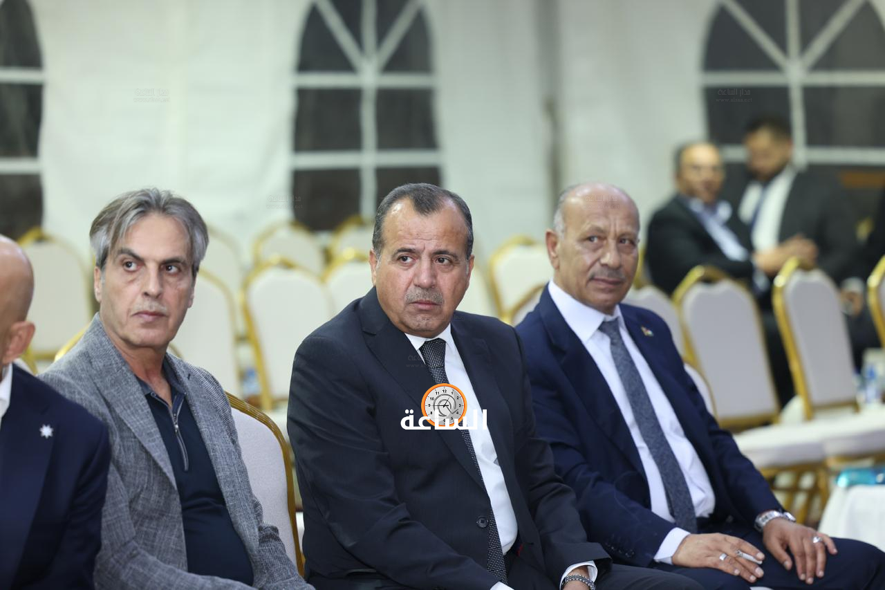Madar Al-Saa Images 0.024674373050917686