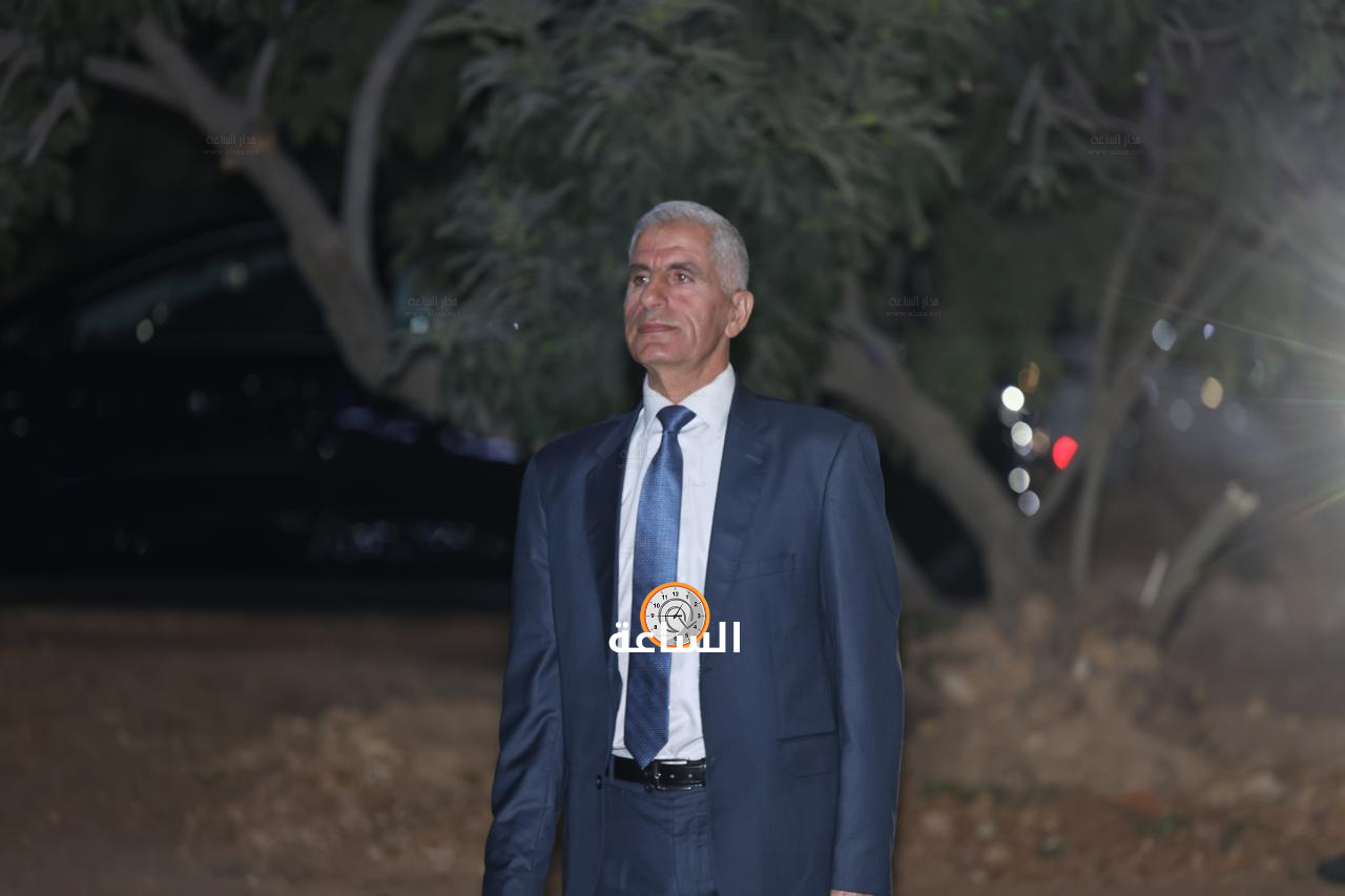 Madar Al-Saa Images 0.4858886814380686