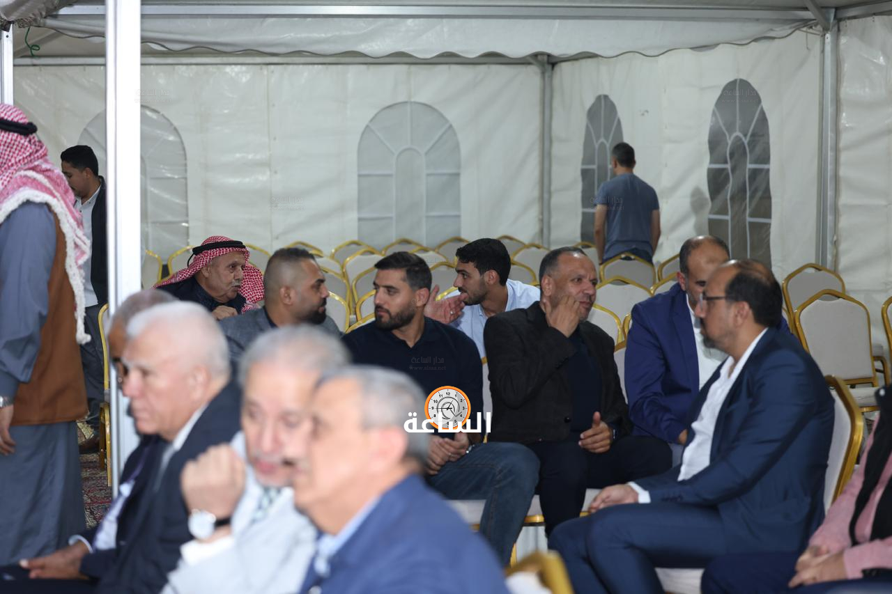 Madar Al-Saa Images 0.24352427361770956