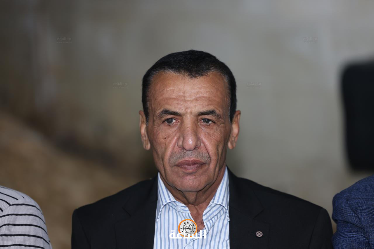 Madar Al-Saa Images 0.92969098717643