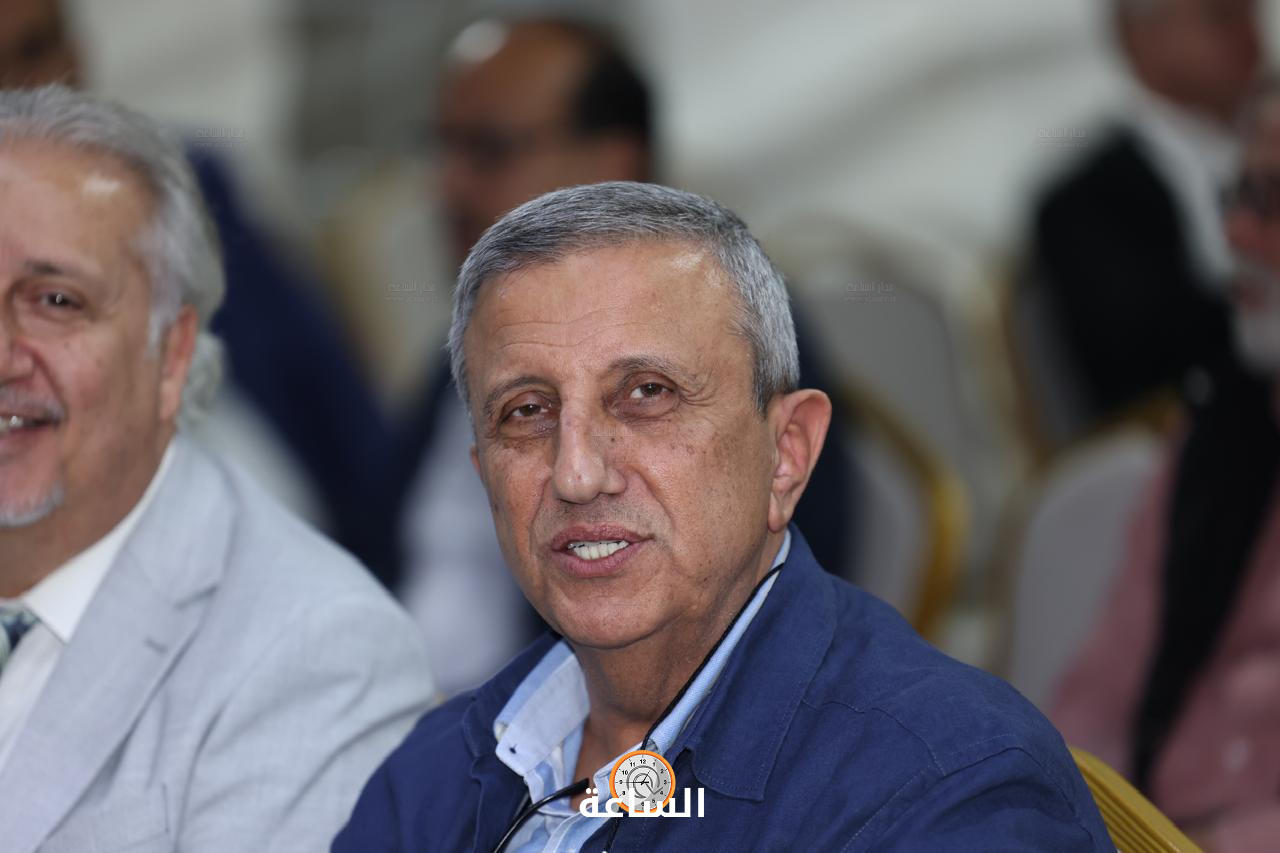 Madar Al-Saa Images 0.13987641222053637