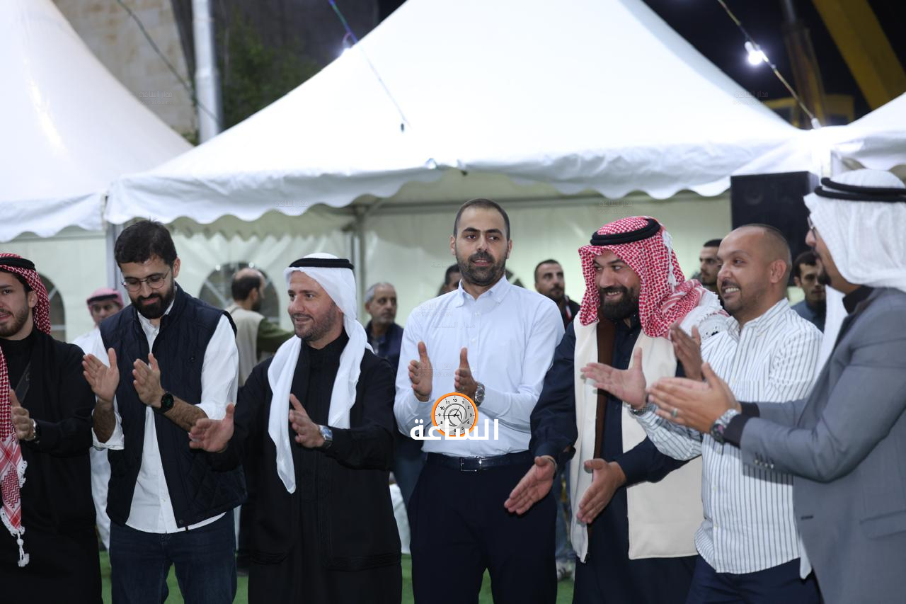 Madar Al-Saa Images 0.9622069805580297