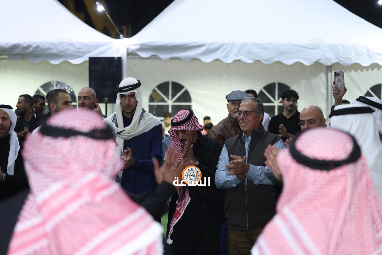 Madar Al-Saa Images 0.9514090030177865