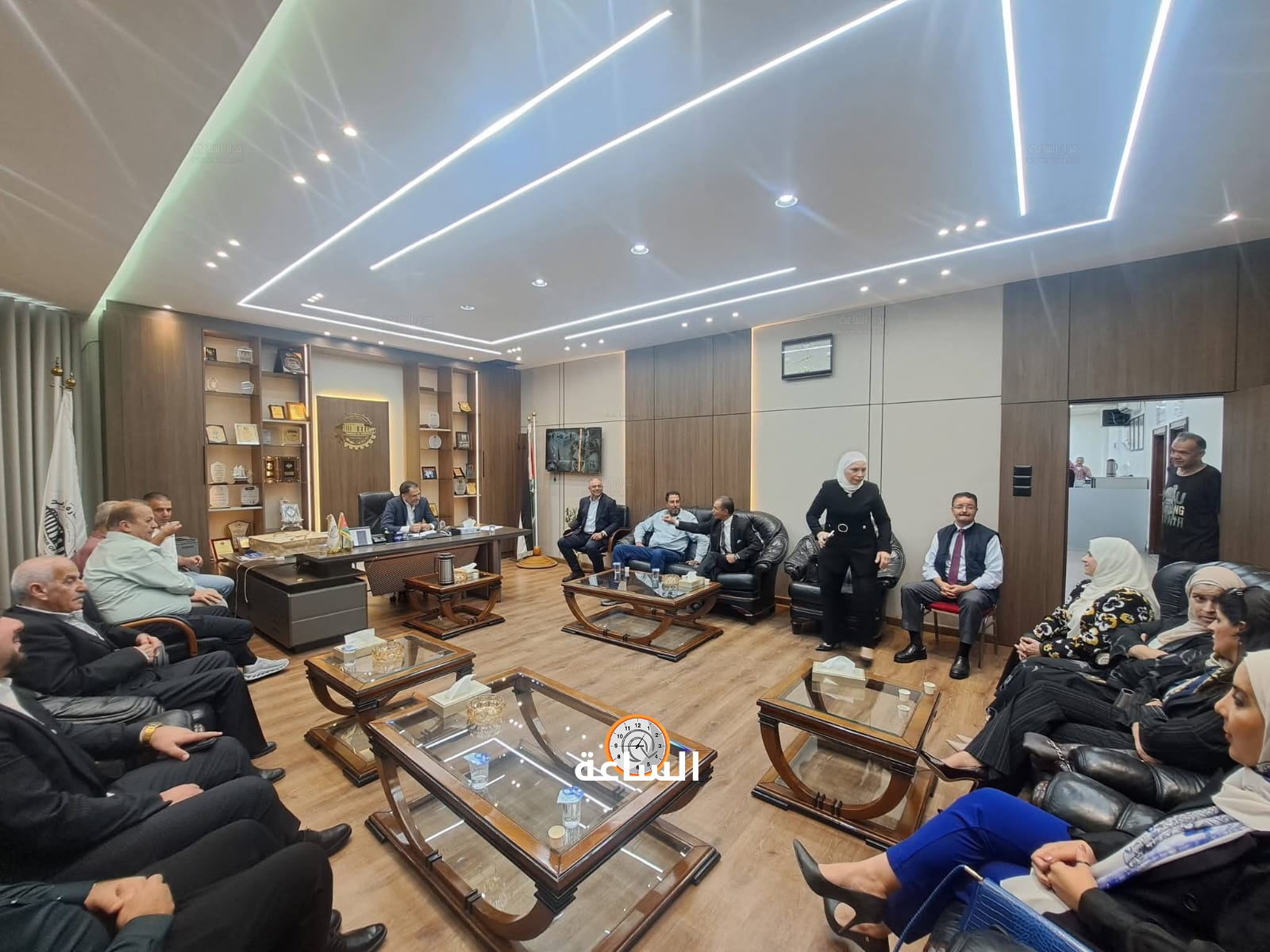 Madar Al-Saa Images 0.27392521419490135