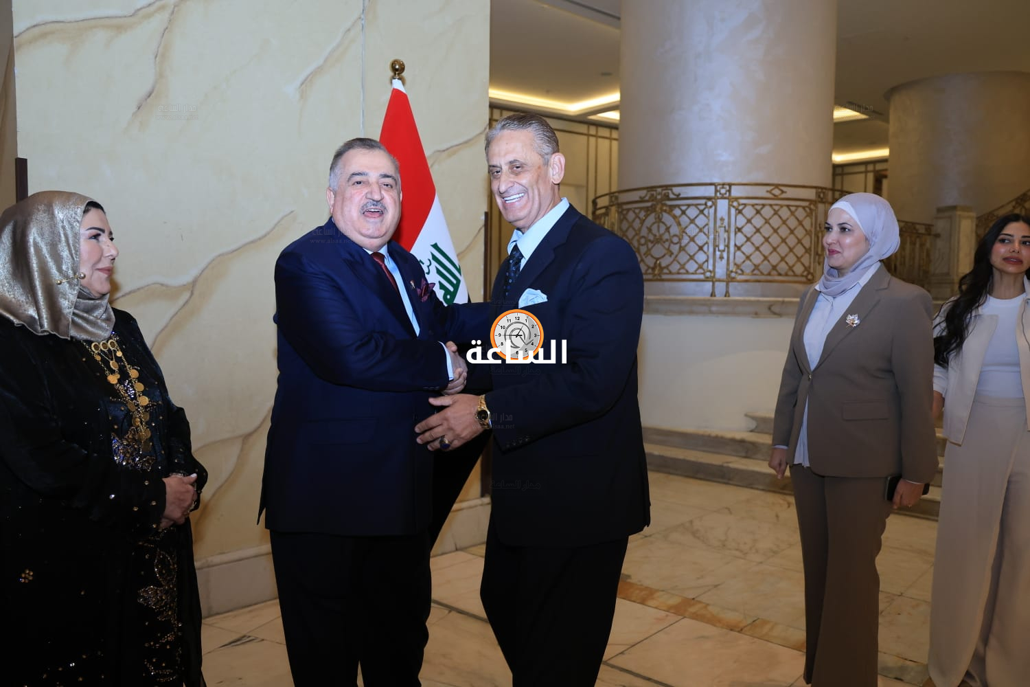 Madar Al-Saa Images 0.08111525755865057