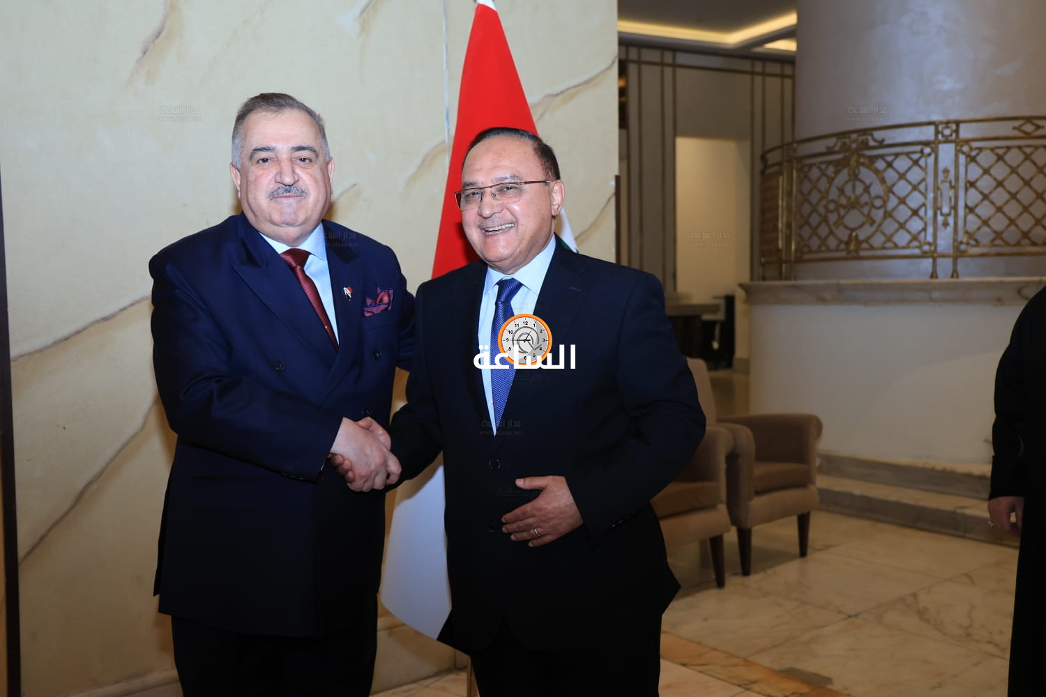 Madar Al-Saa Images 0.19120251106566755