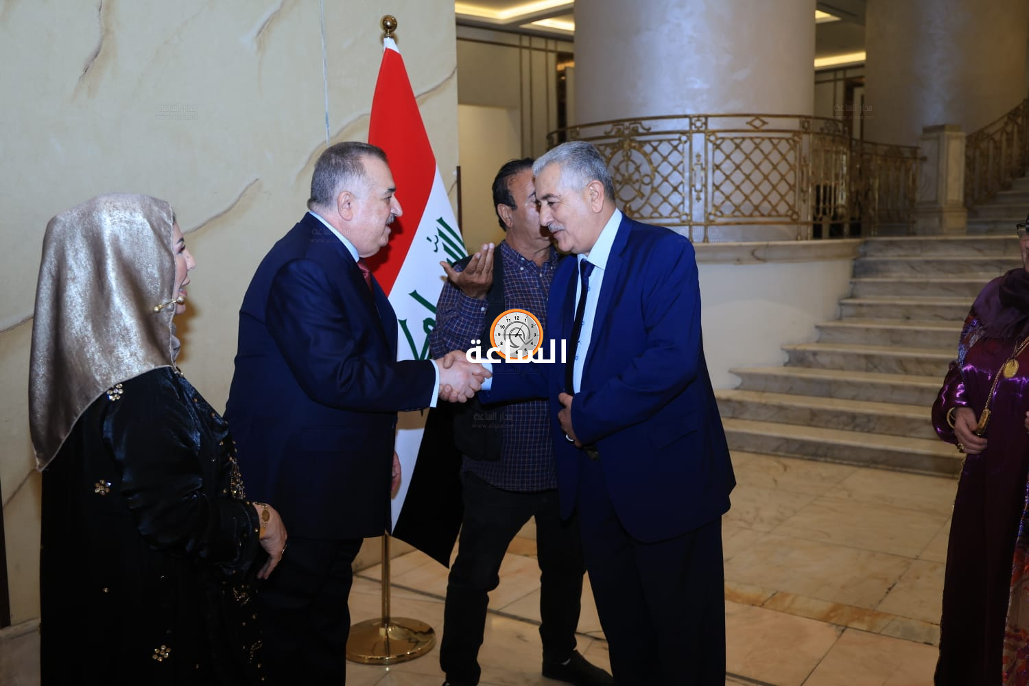 Madar Al-Saa Images 0.6495071198695599