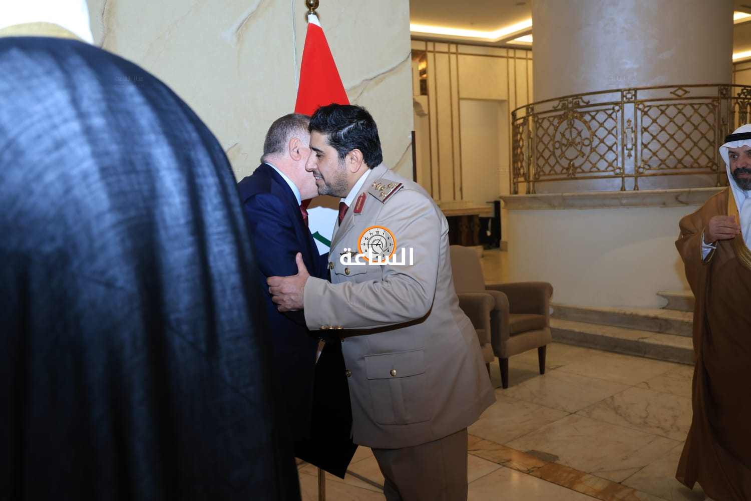Madar Al-Saa Images 0.9381319179169106