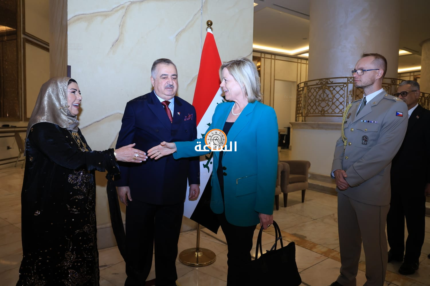 Madar Al-Saa Images 0.5399201347014547
