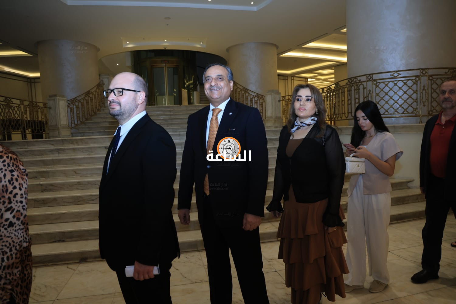 Madar Al-Saa Images 0.8654189446505863