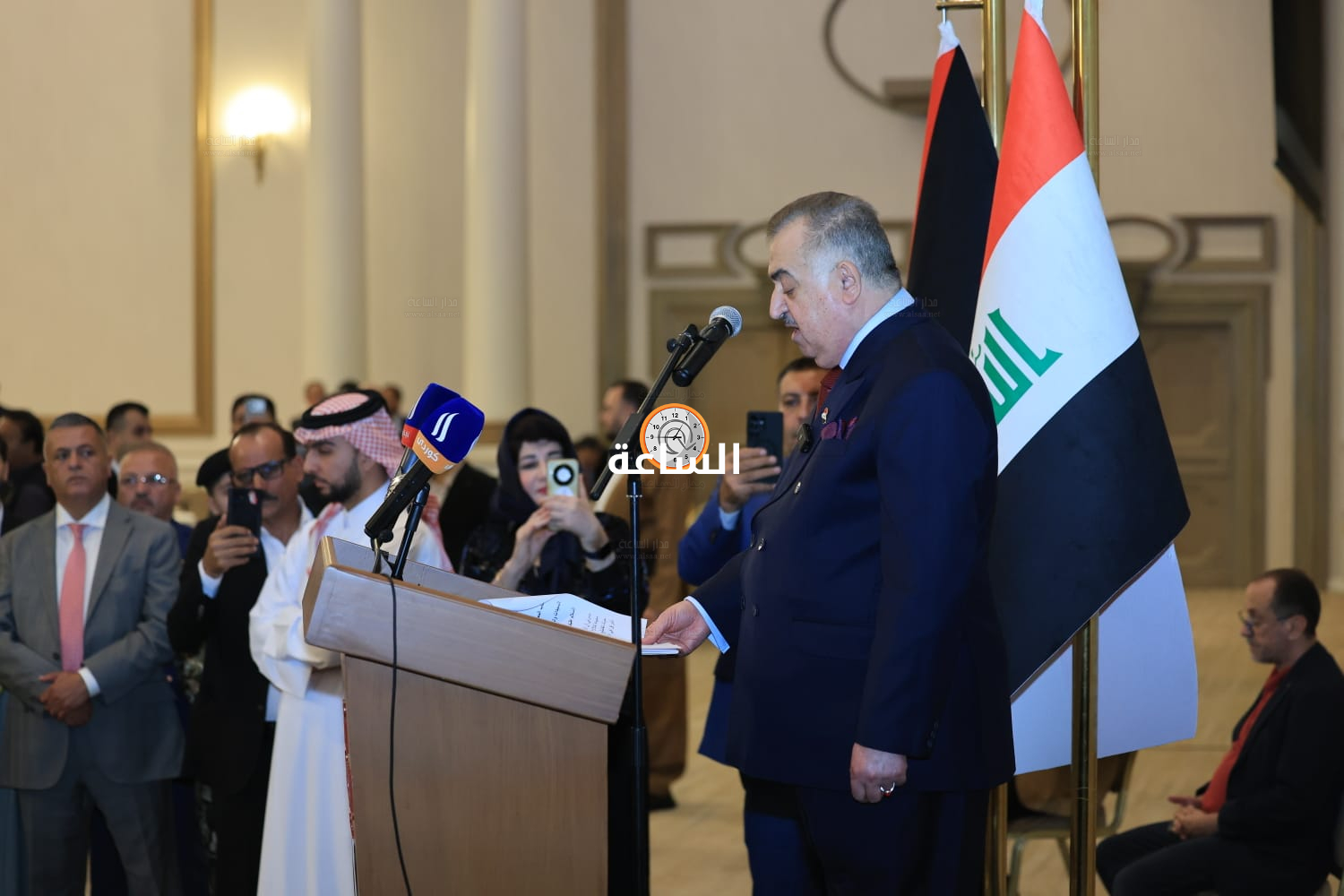 Madar Al-Saa Images 0.9393656017951895