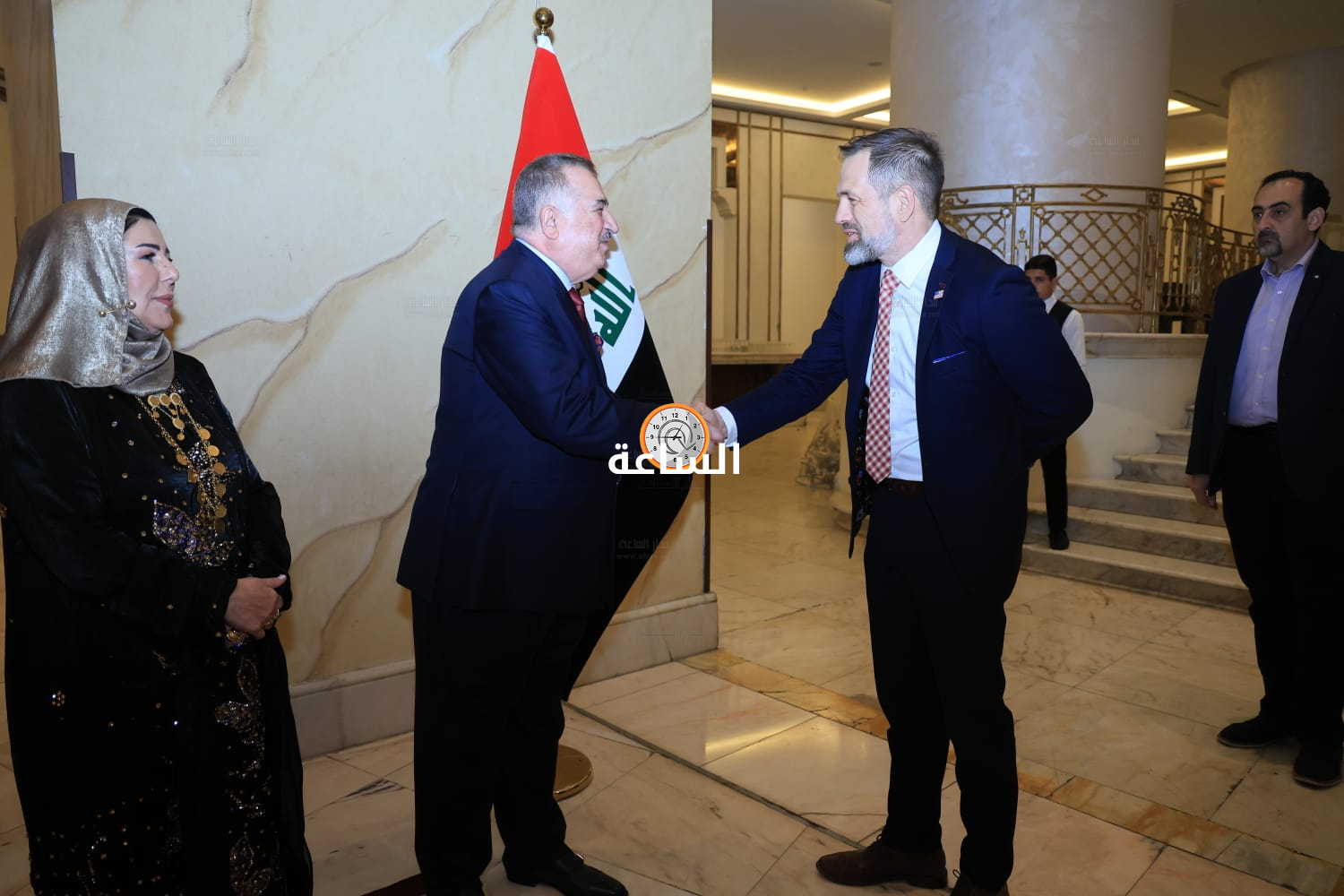 Madar Al-Saa Images 0.7631140373334777