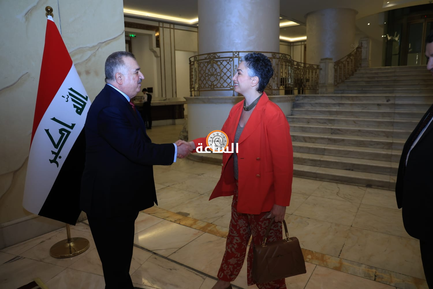 Madar Al-Saa Images 0.8642206774162937