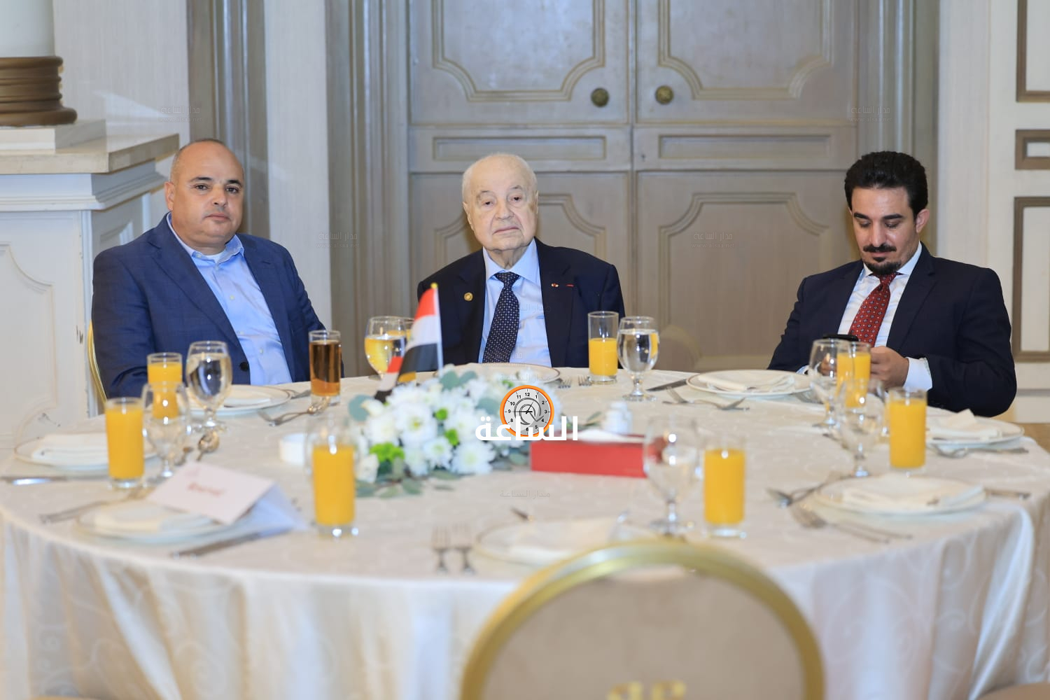 Madar Al-Saa Images 0.49032540710677575