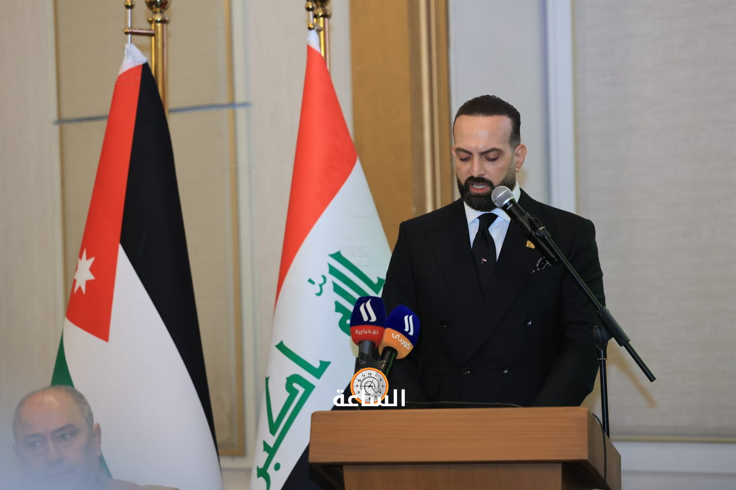 Madar Al-Saa Images 0.8682604763521105