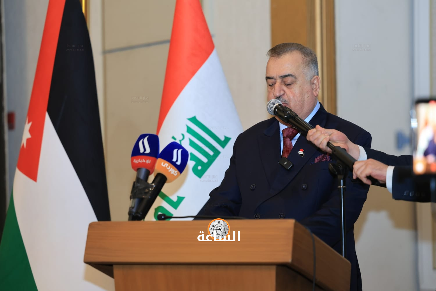 Madar Al-Saa Images 0.24834991266861972