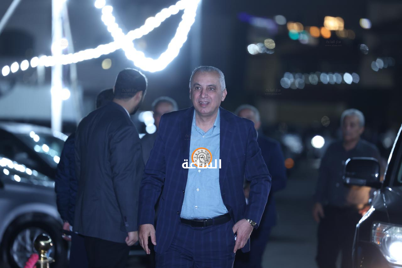 Madar Al-Saa Images 0.38351928956116543