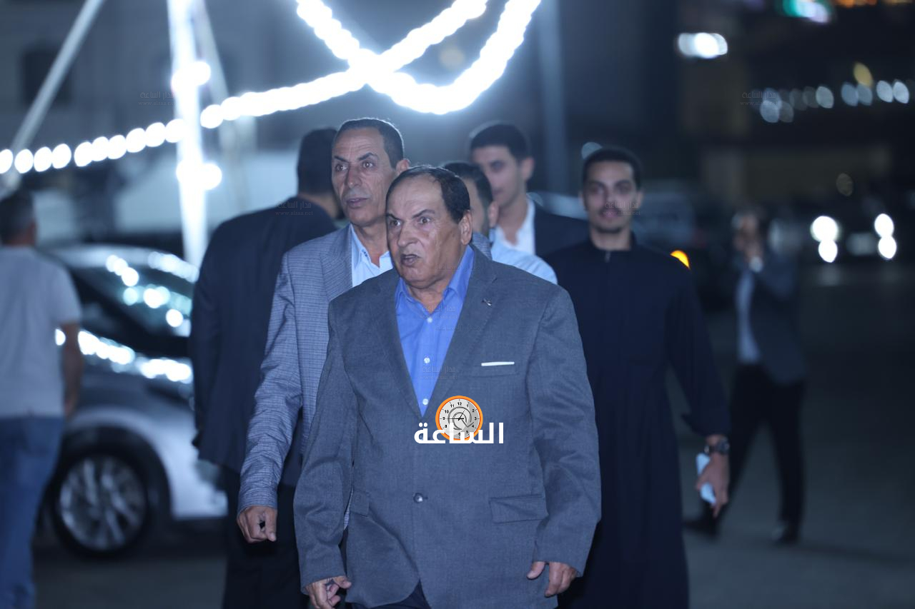 Madar Al-Saa Images 0.2344750383666786