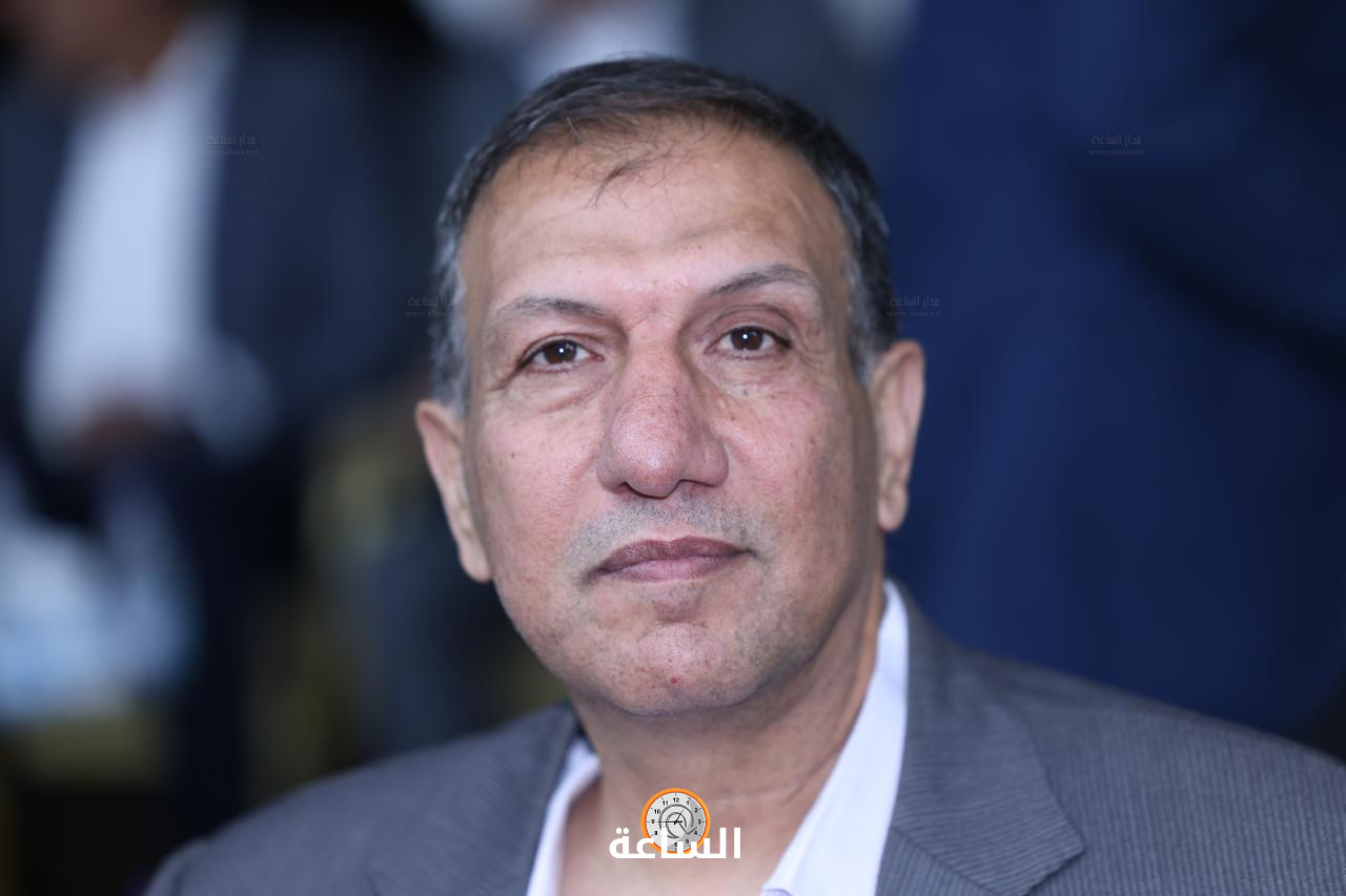 Madar Al-Saa Images 0.9076405324090047