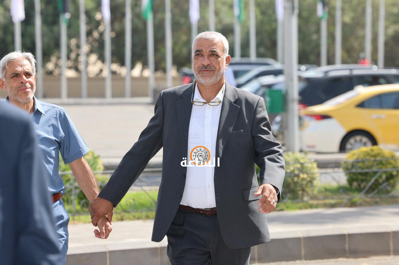 Madar Al-Saa Images 0.3897995721303028