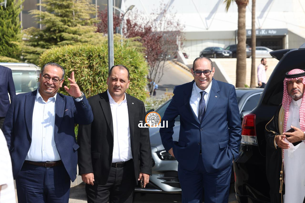 Madar Al-Saa Images 0.20167289509394204
