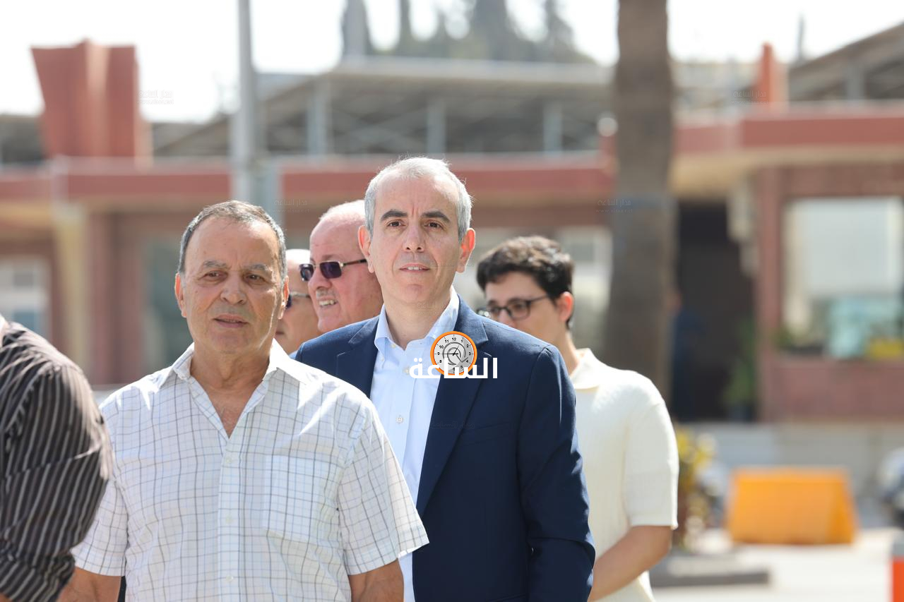 Madar Al-Saa Images 0.18895708887458584