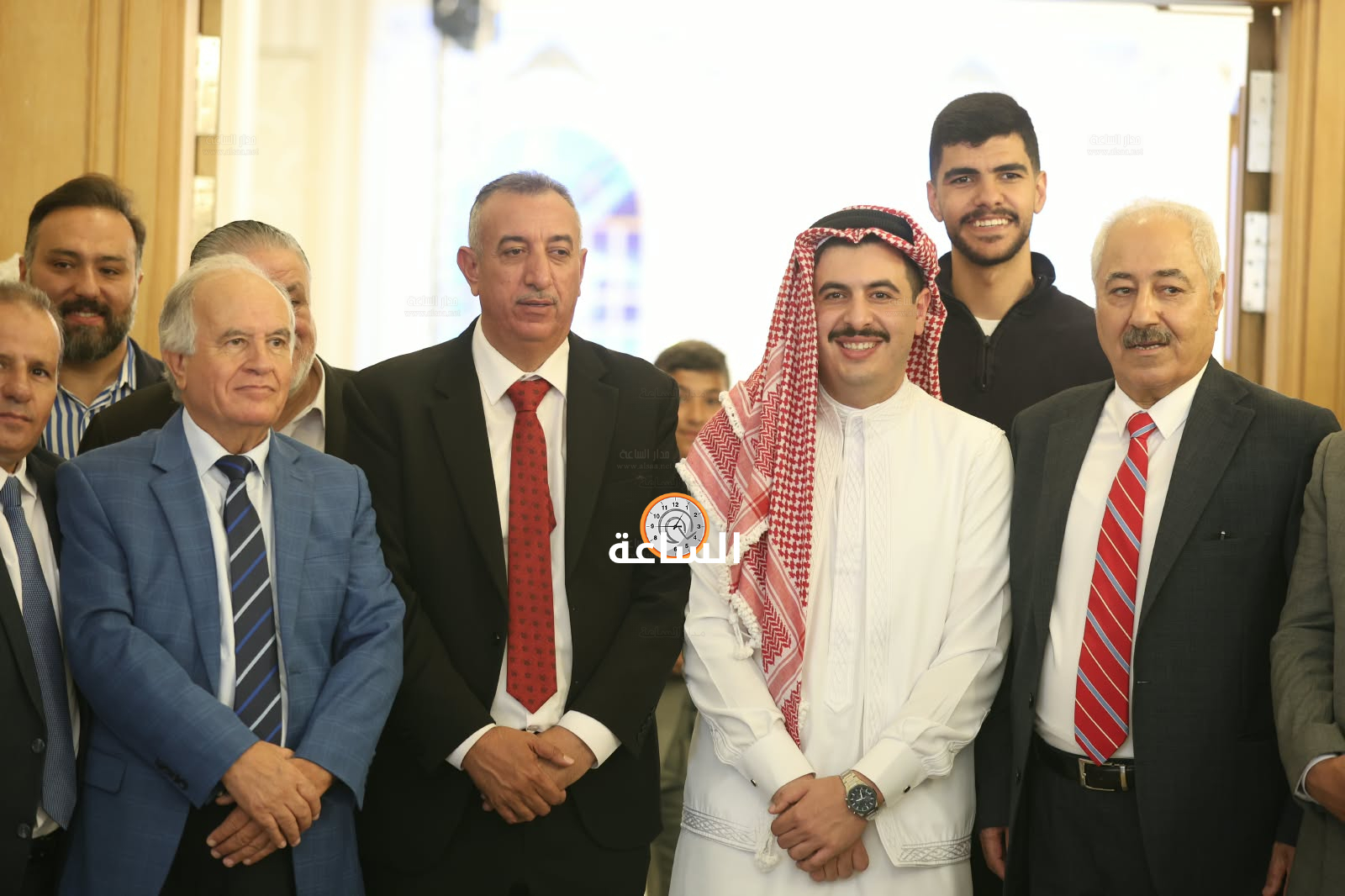 Madar Al-Saa Images 0.9856840075377341