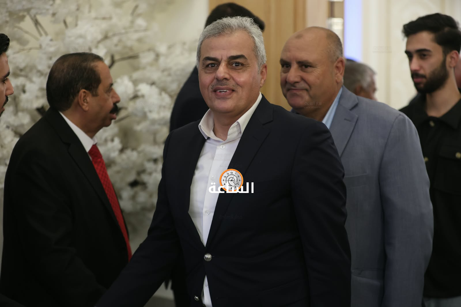 Madar Al-Saa Images 0.9527794018452067