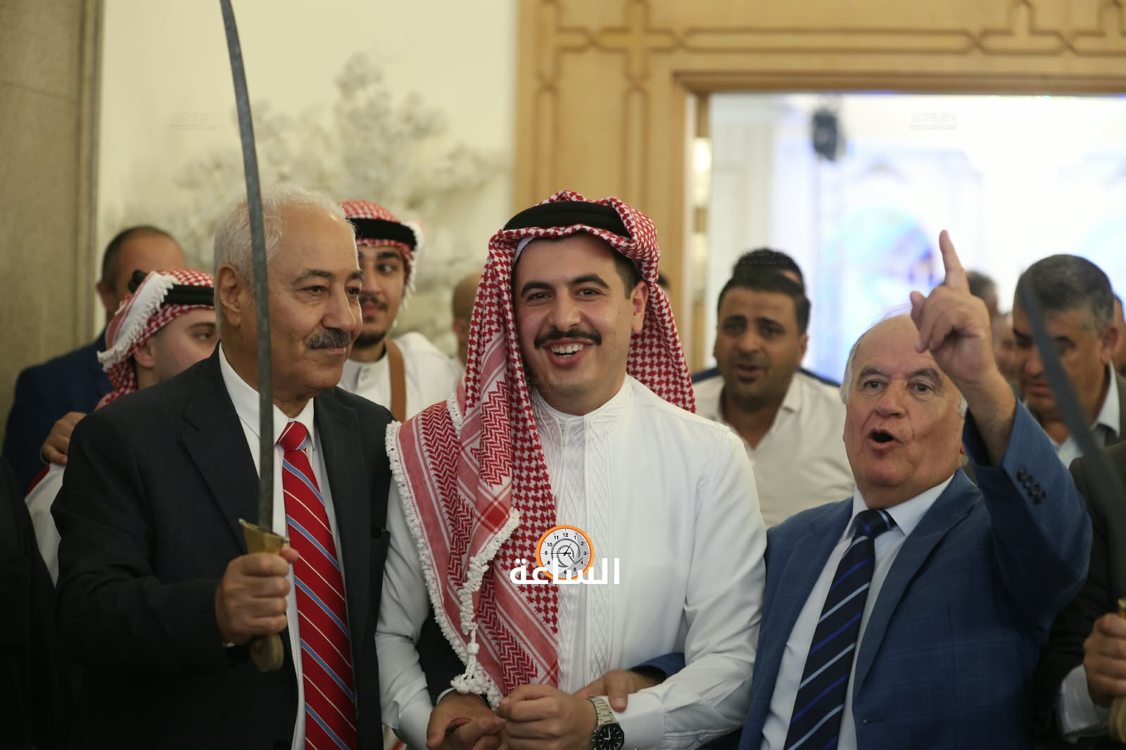 Madar Al-Saa Images 0.4255006382054982