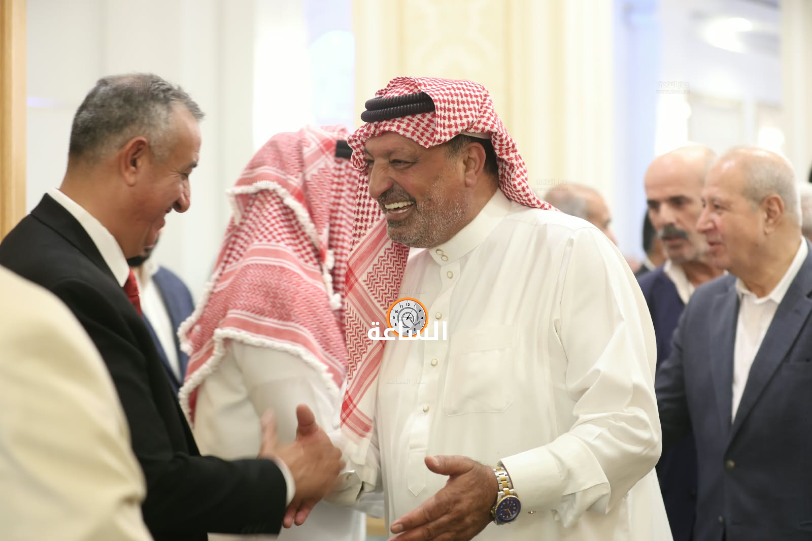 Madar Al-Saa Images 0.14316652238187233