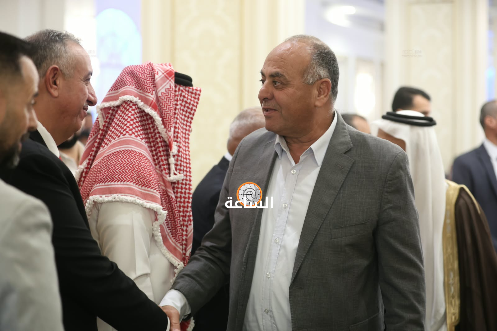 Madar Al-Saa Images 0.32341821164624407