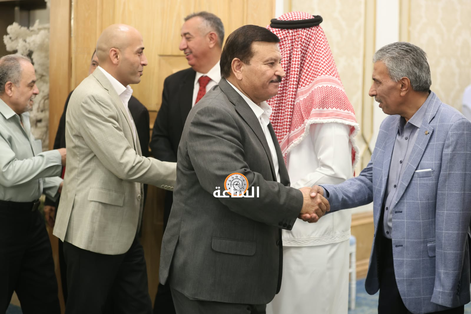 Madar Al-Saa Images 0.4720448349504177