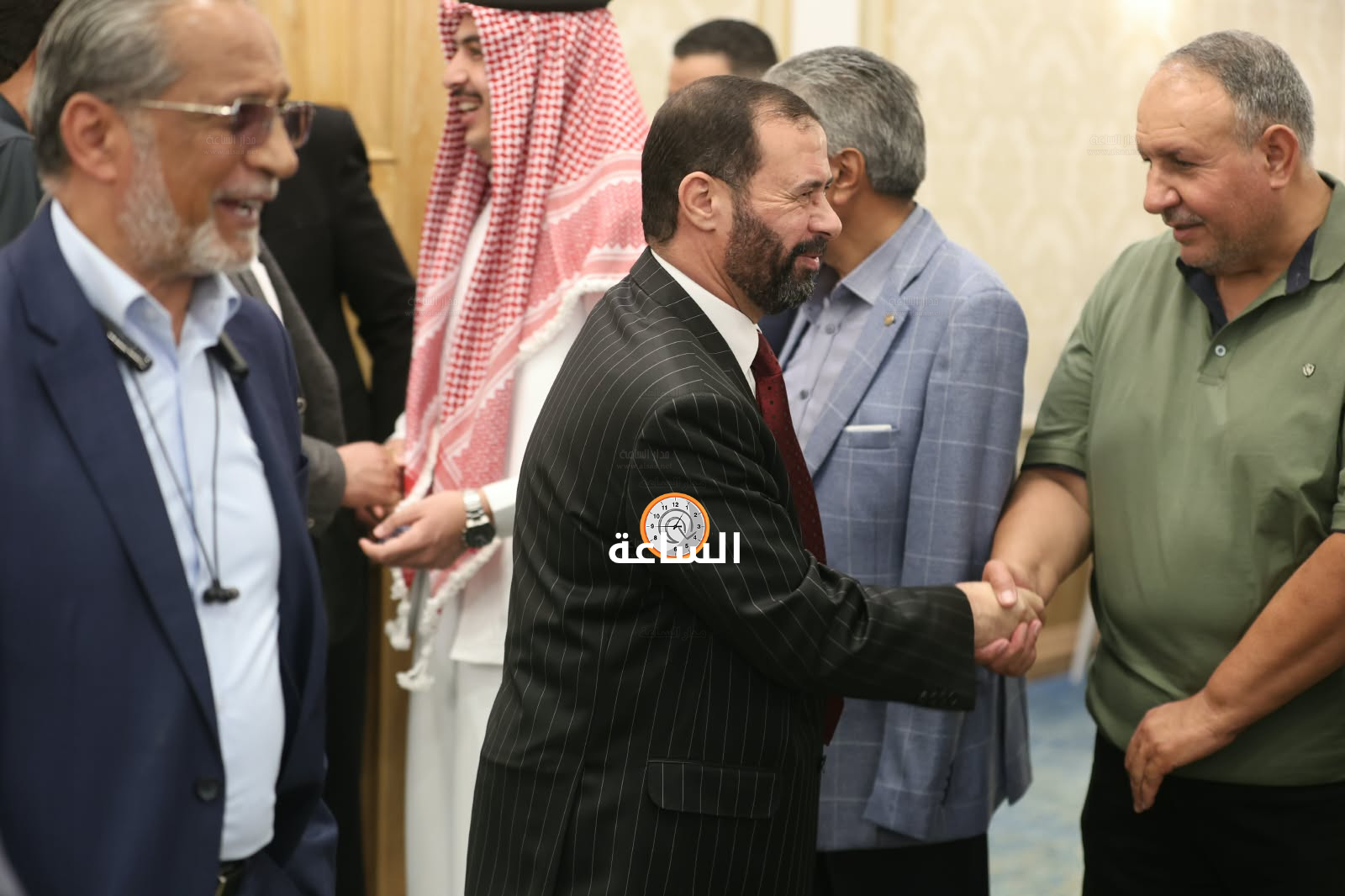 Madar Al-Saa Images 0.567082359459893