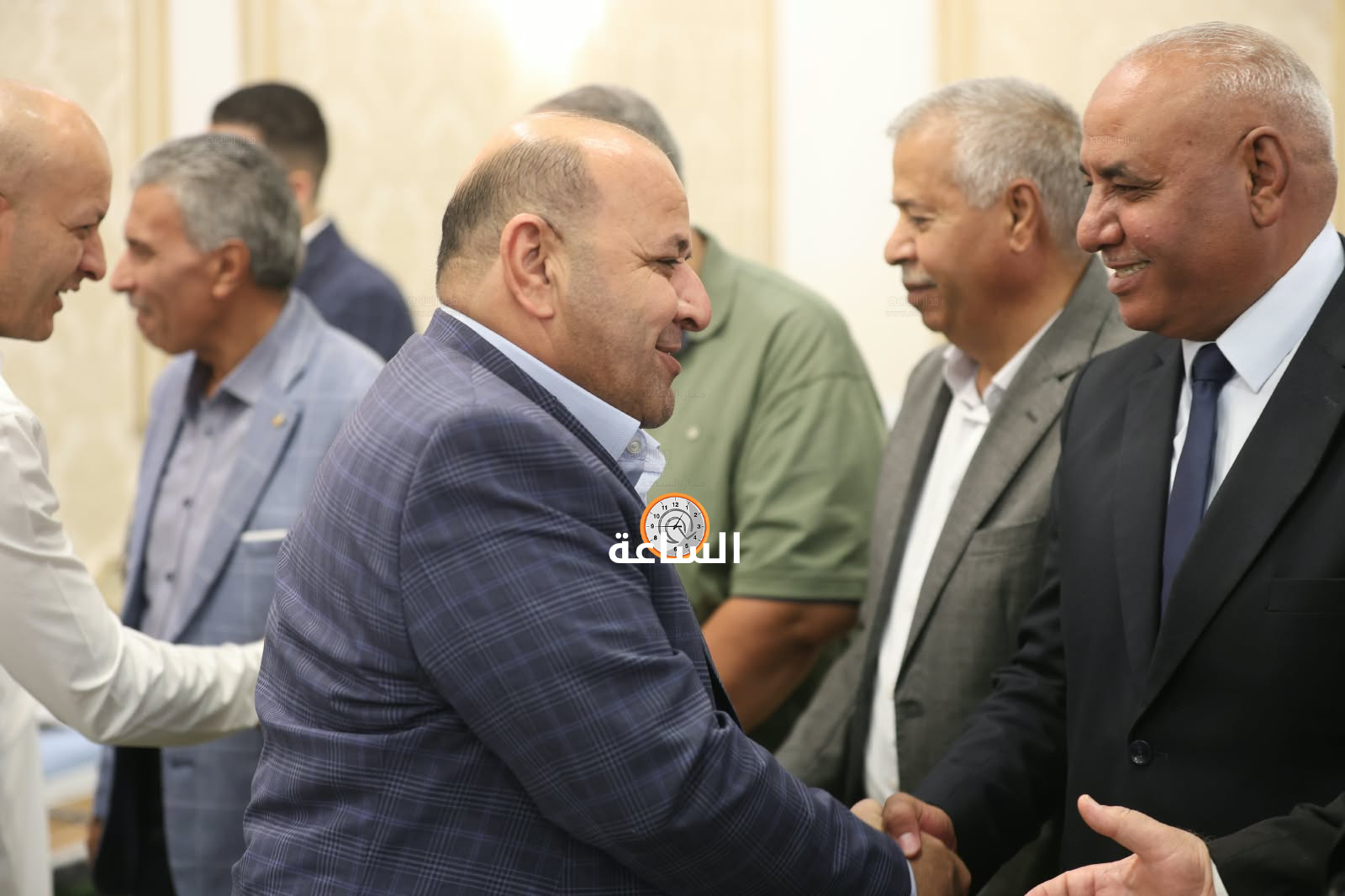 Madar Al-Saa Images 0.4617366847289134