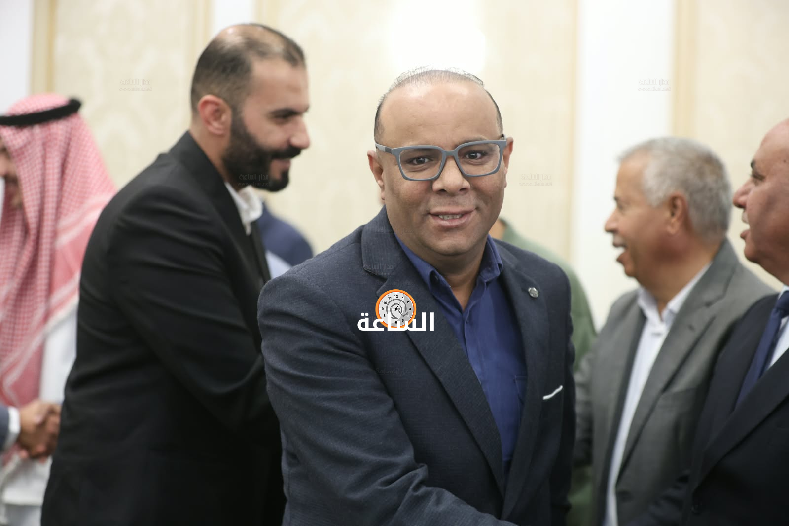 Madar Al-Saa Images 0.734920730335268