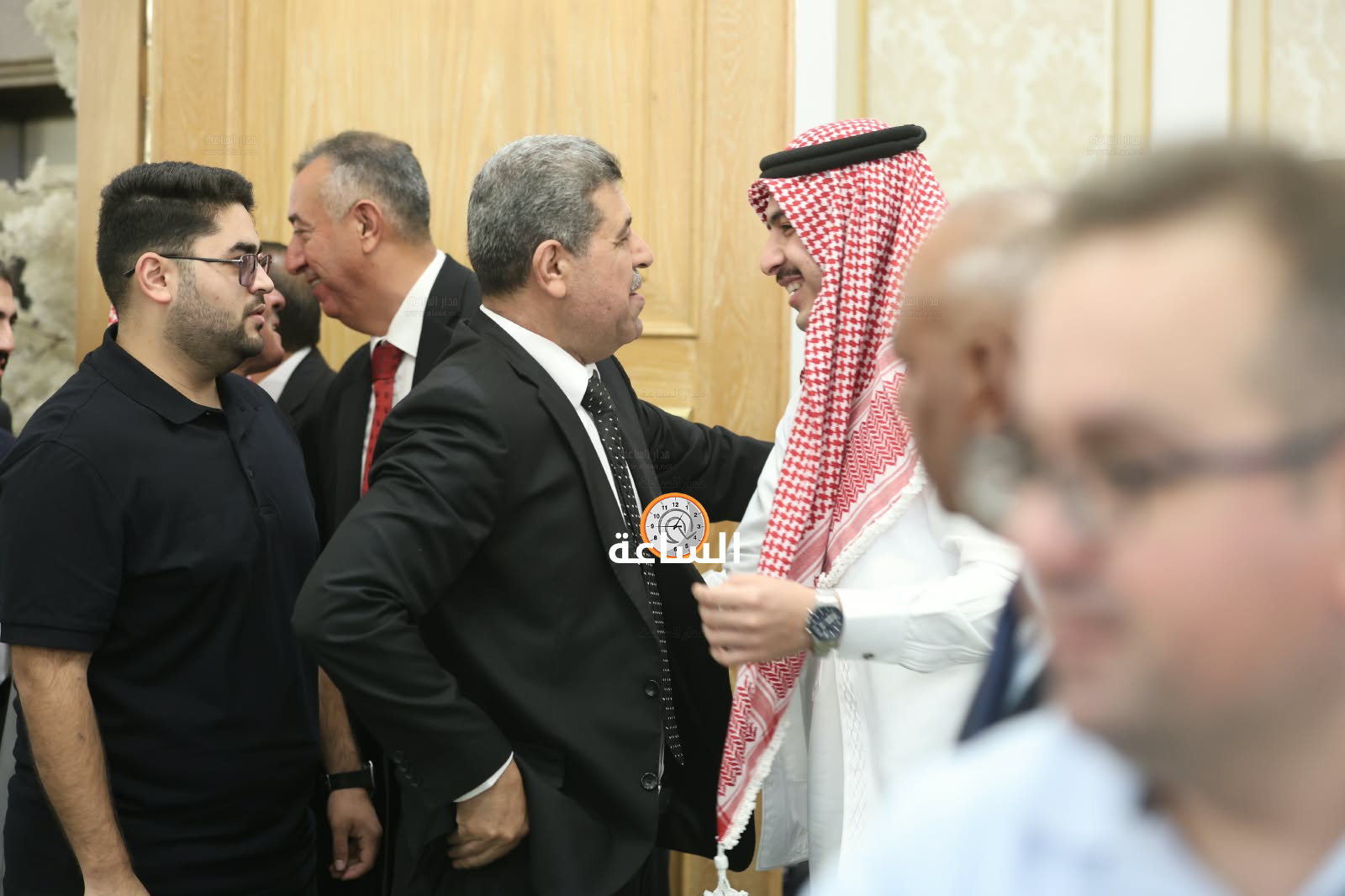 Madar Al-Saa Images 0.6233879175714466