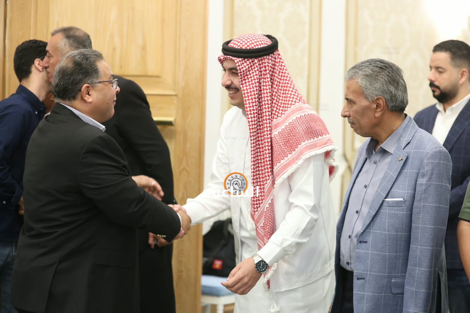 Madar Al-Saa Images 0.11465305424841188