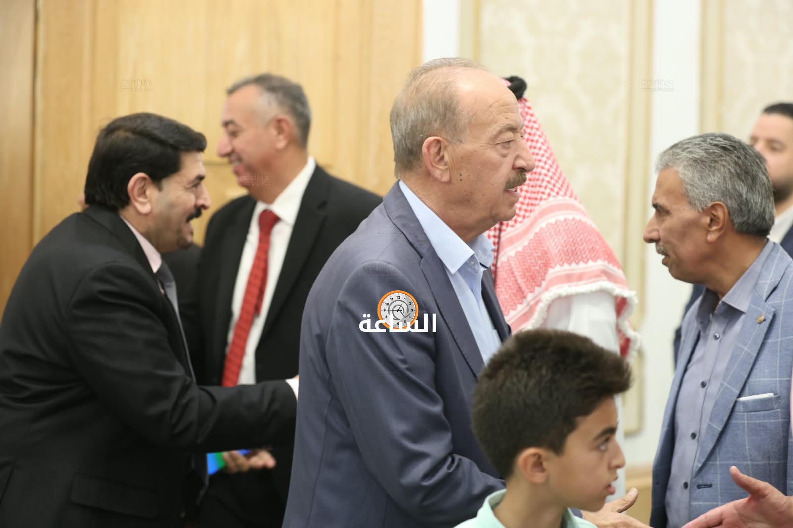 Madar Al-Saa Images 0.833904294445272