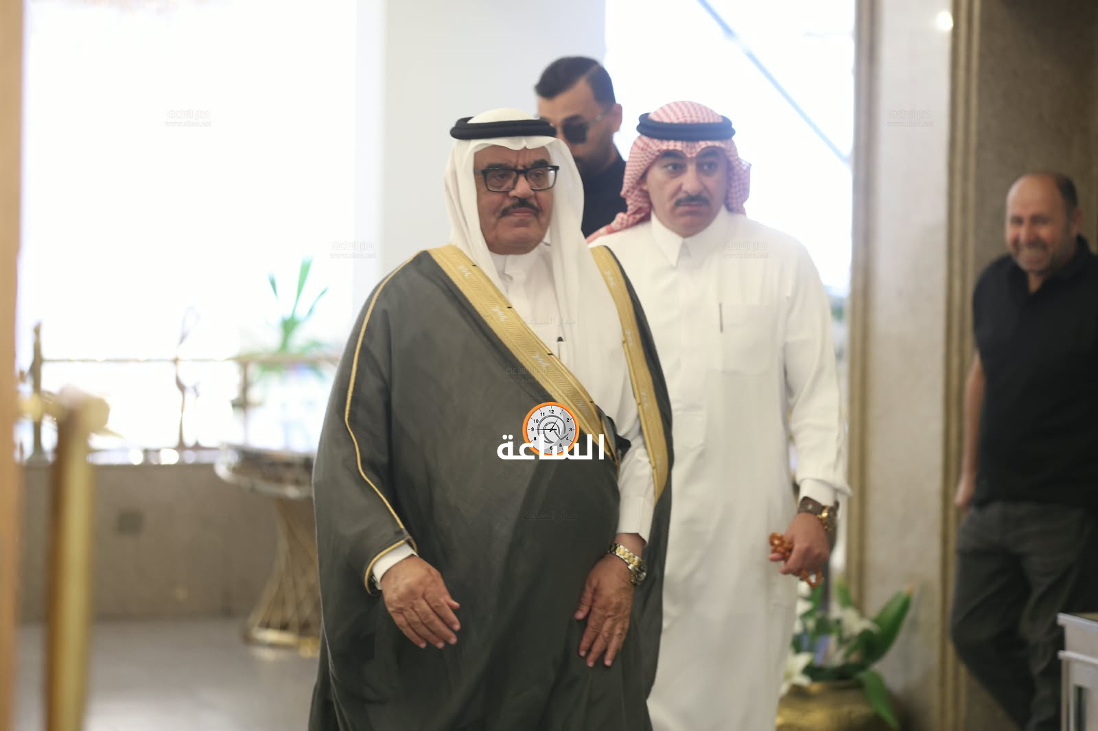 Madar Al-Saa Images 0.323633594836525
