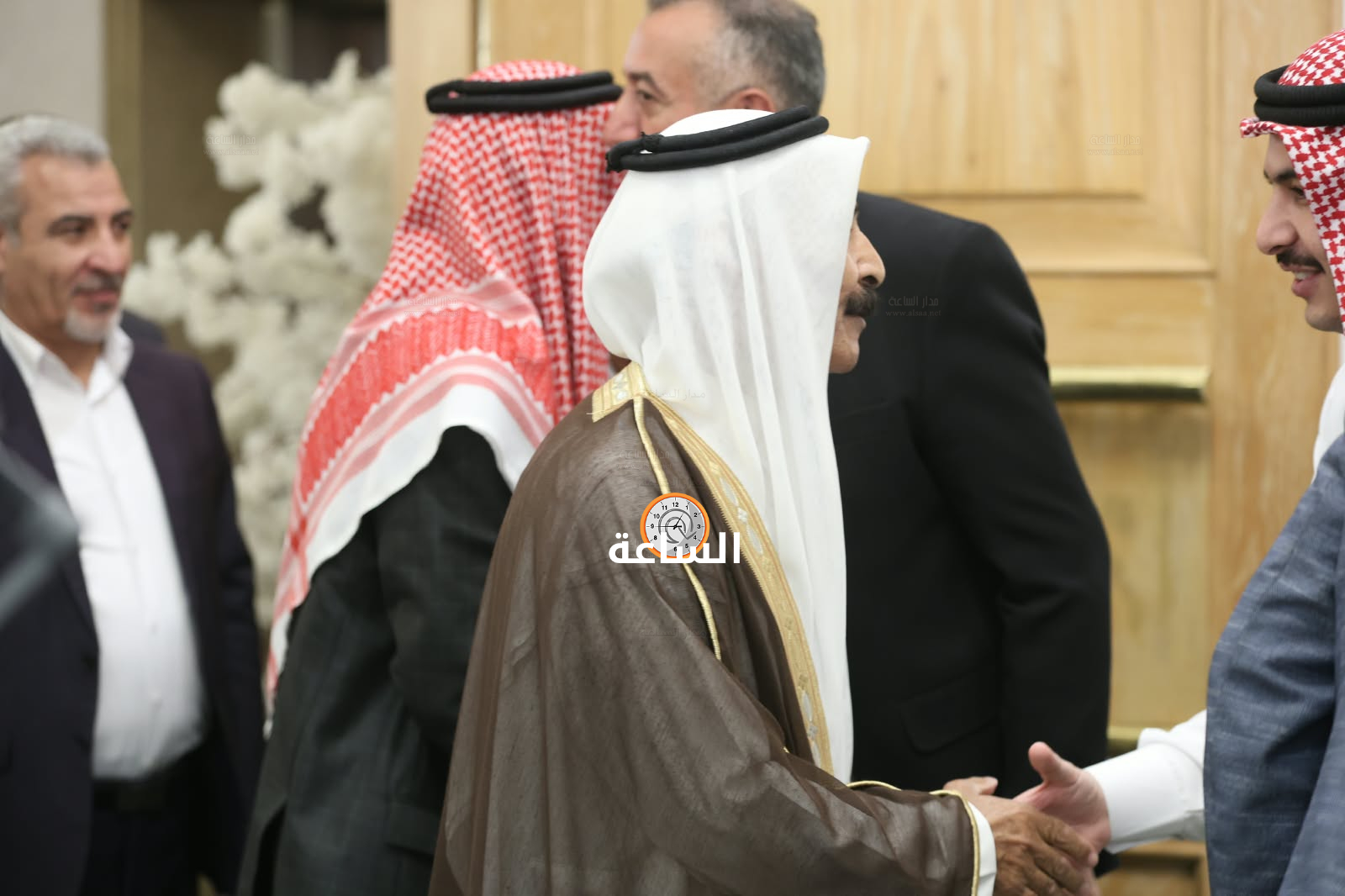 Madar Al-Saa Images 0.25022999355579734